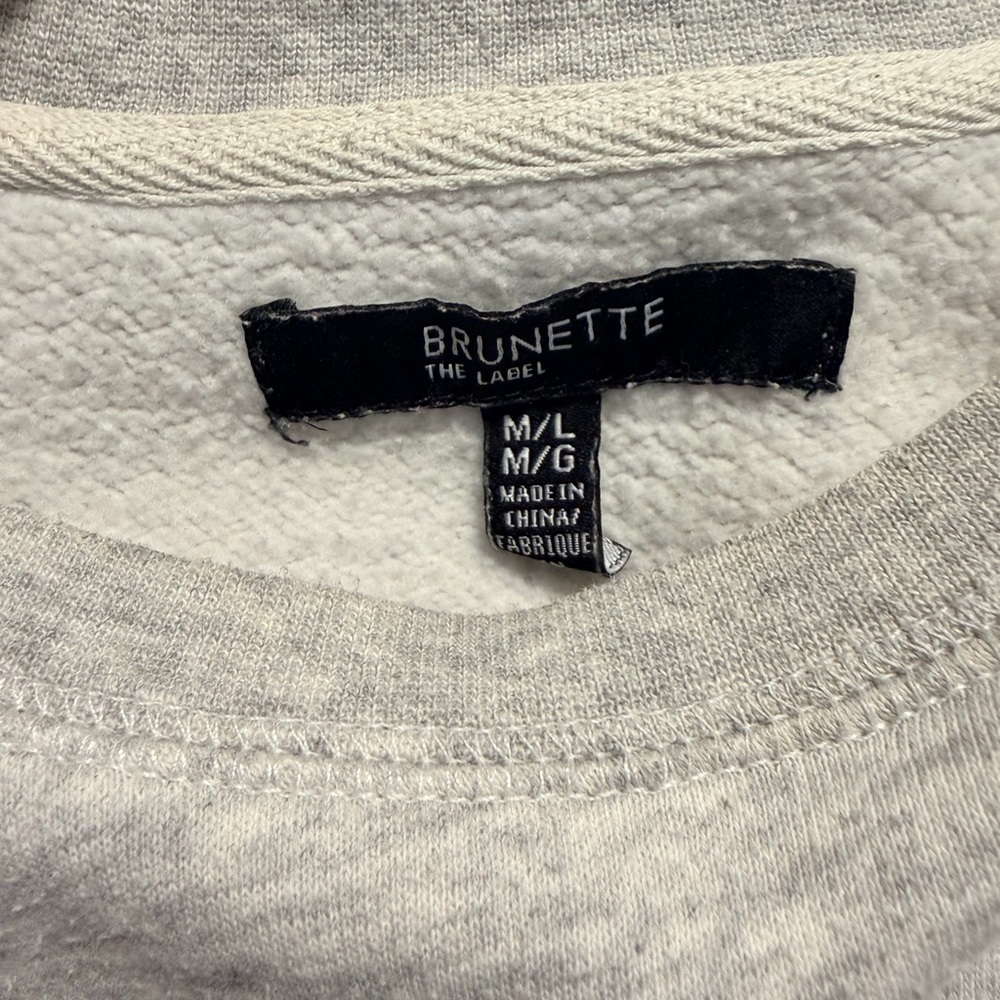 Brunette The Label Light Gray Top - Picture 3 of 3
